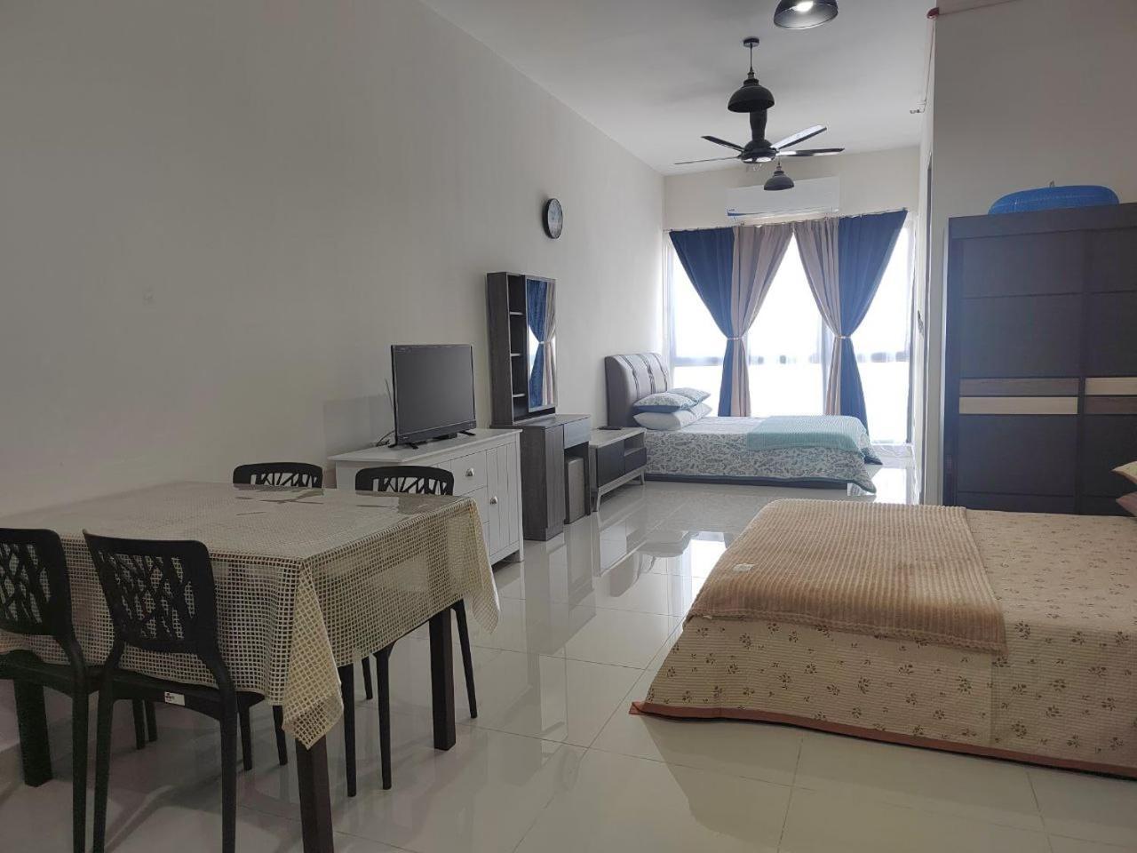 Studio Suite Homestay Klia Sepang Zewnętrze zdjęcie